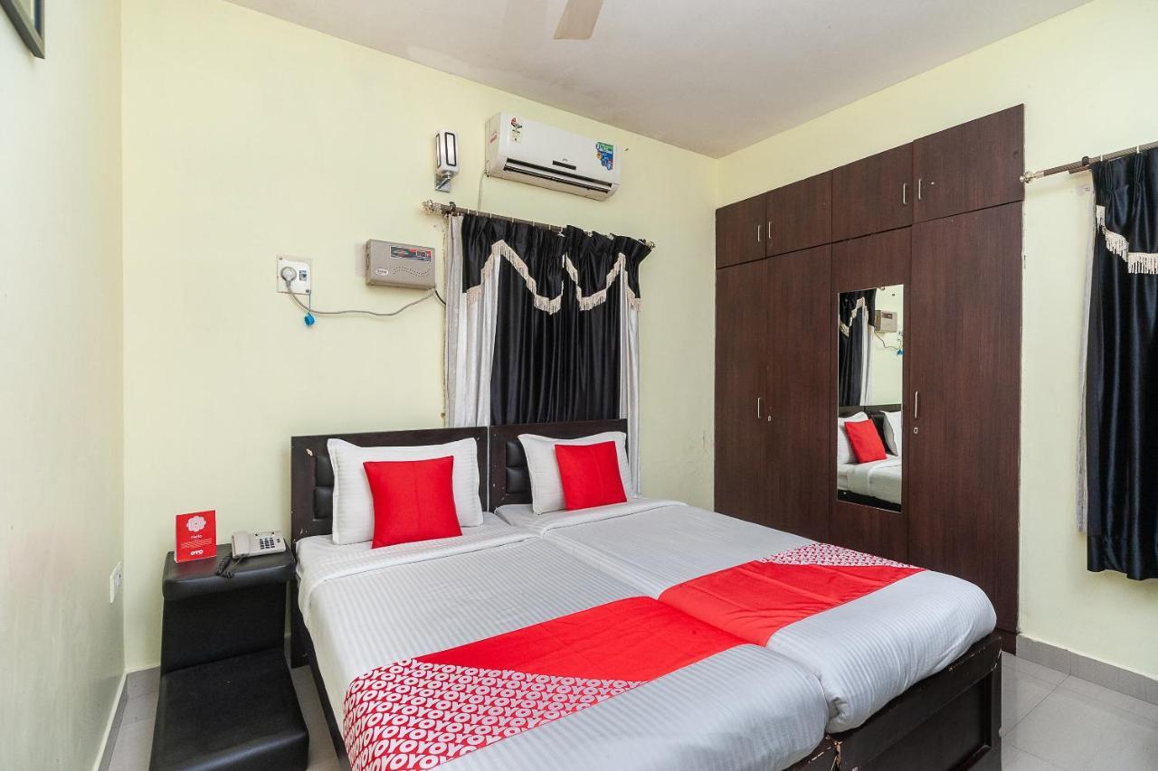Oyo 30490 Shakuntala Village Resort Bolpur Bagian luar foto